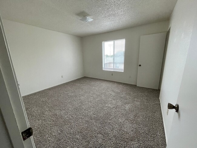 Building Photo - 1431 Cimarron Ct