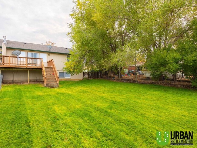 Building Photo - Mission Ave. 15313-15315 E