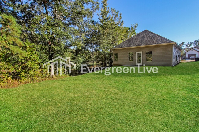 Building Photo - 177 Park Dr N