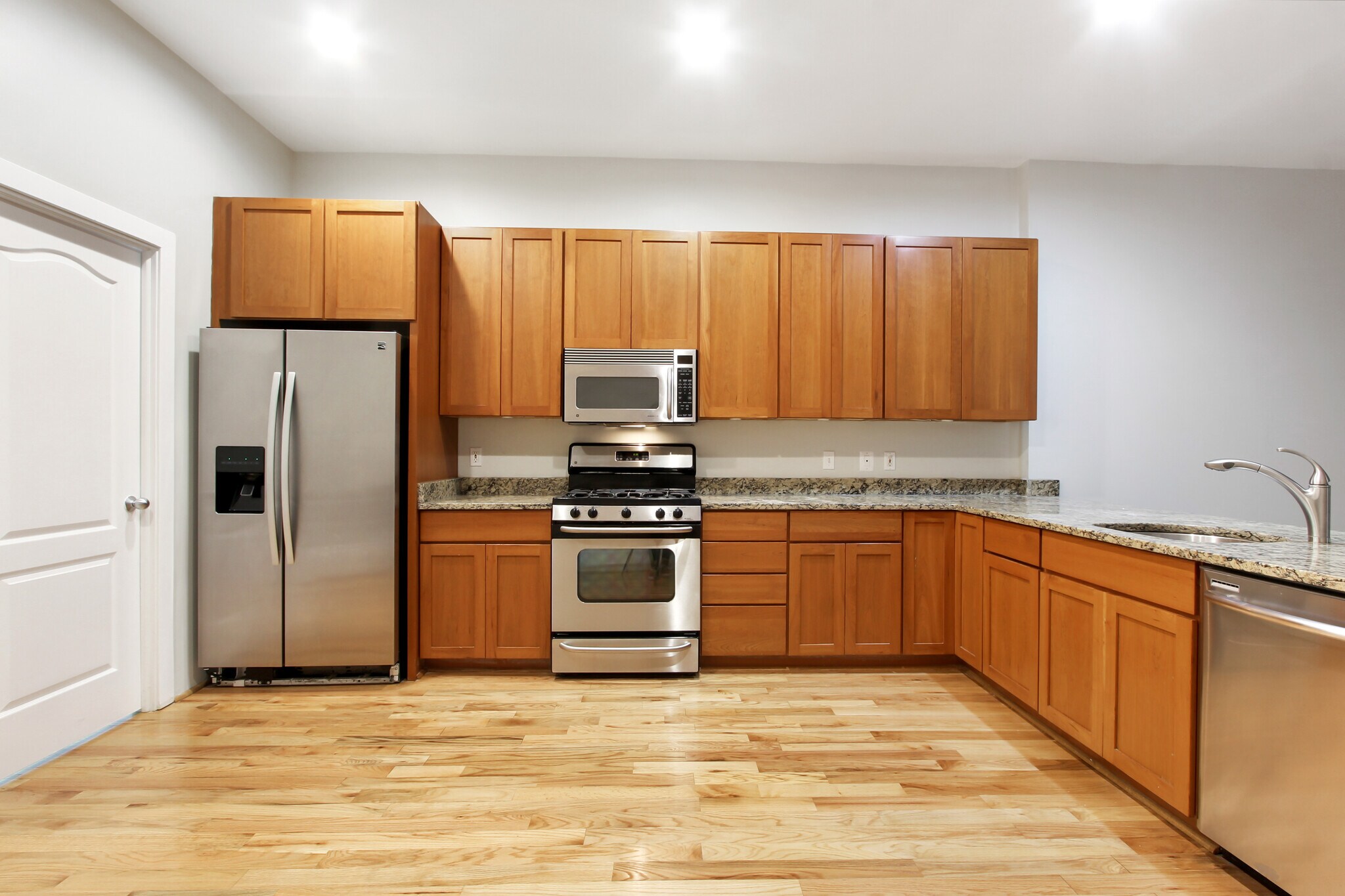 Kitchen-2 - 836 Park Ave