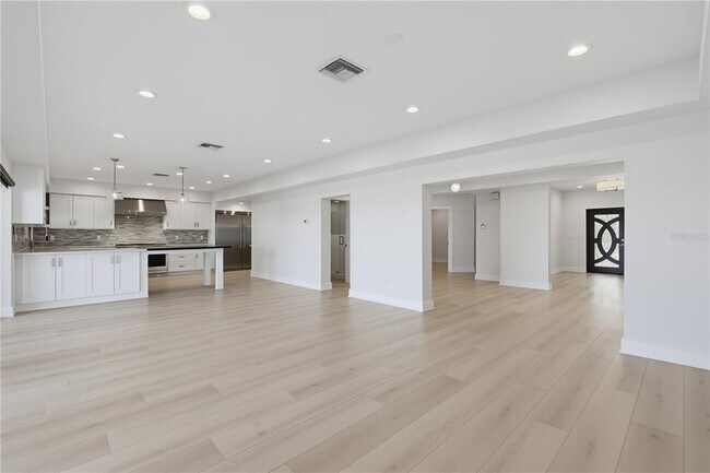 Building Photo - 24 Adalia Ave