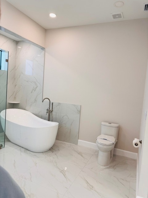 Building Photo - 2014 NE 9th Ave