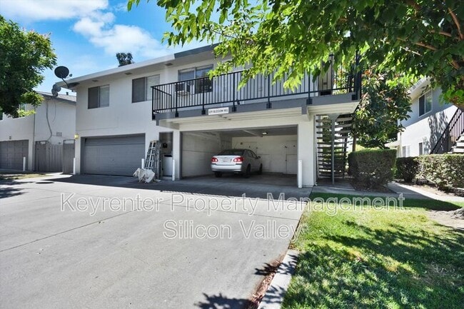 Building Photo - 329 Blossom Hill Rd