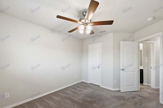 Building Photo - 2808 Baneberry Ln