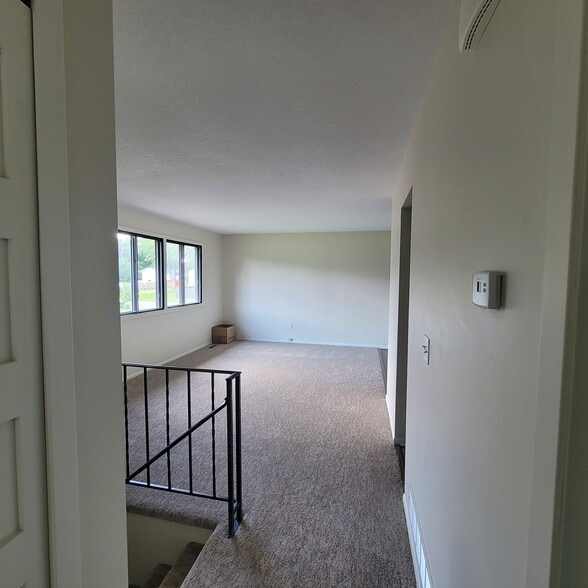 Upper level living room - 9931 Cord St NE