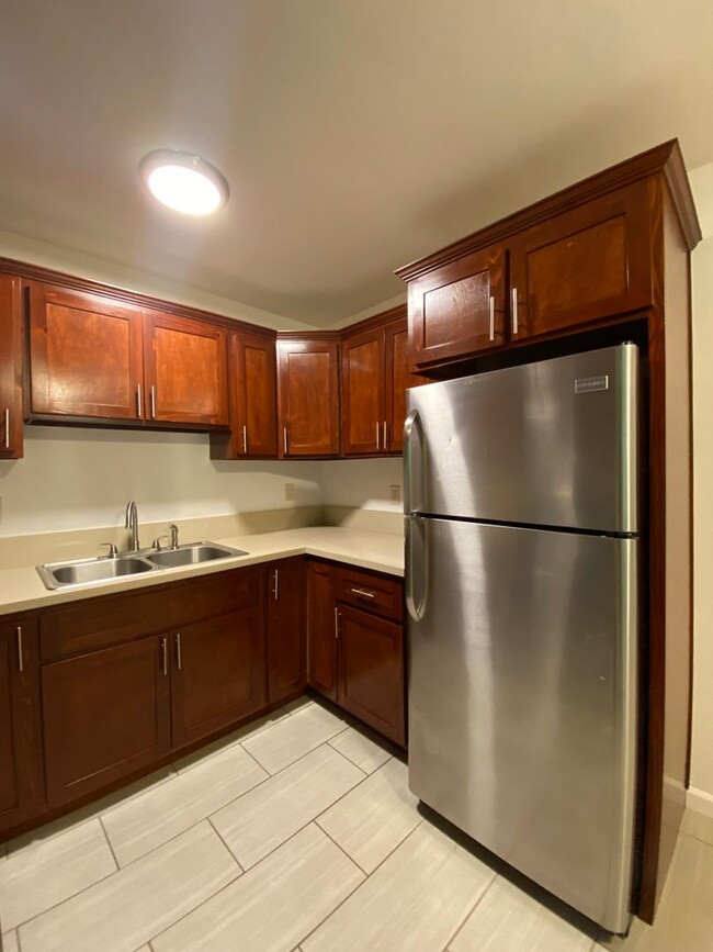 Building Photo - East Village Condo *Manager's Special - $1...