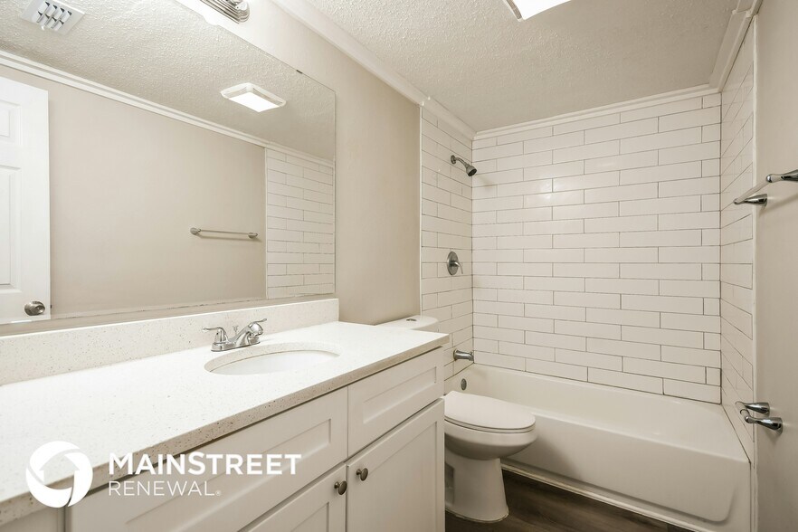 Building Photo - 314 Sears Ave NE