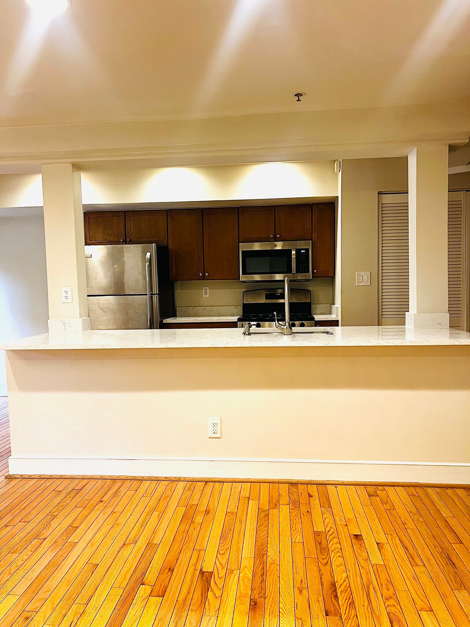 Building Photo - 1305 Clifton St NW