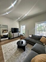 Building Photo - 1714 Euclid St NW