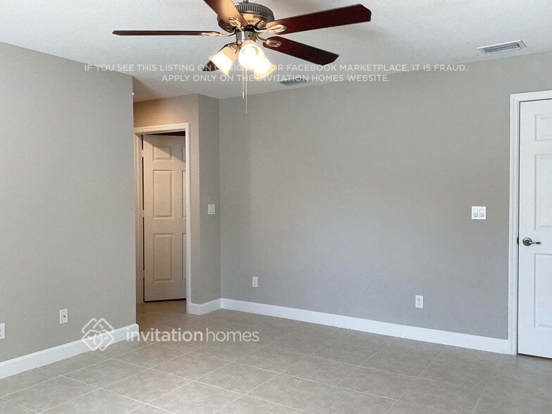 Building Photo - 555 Gasparilla Ave SE