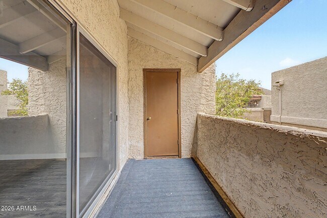 Building Photo - 4554 E Paradise Village Pky N