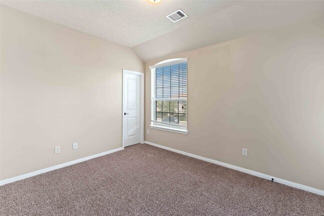 Building Photo - 2814 Palm Harbour Dr