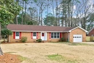 Building Photo - 205 Woodford Dr