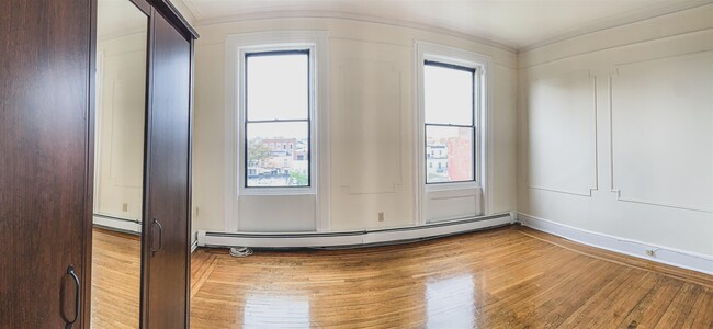 Building Photo - 209 Washington St