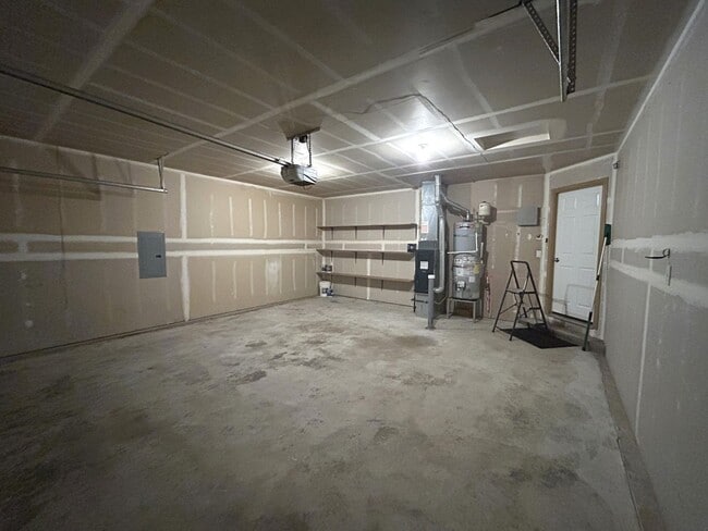 Building Photo - Cute & Cozy 3 bedroom 2 bath house in Gleneagle neighborhood with Beautiful Landscaping