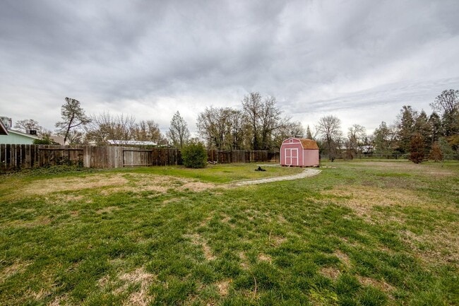 Building Photo - 3359 Billings Dr