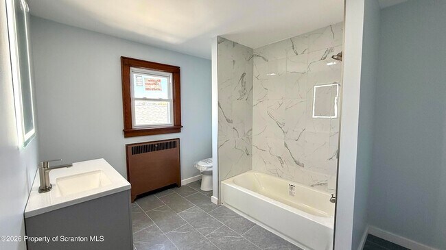 Building Photo - 58 Jackson St