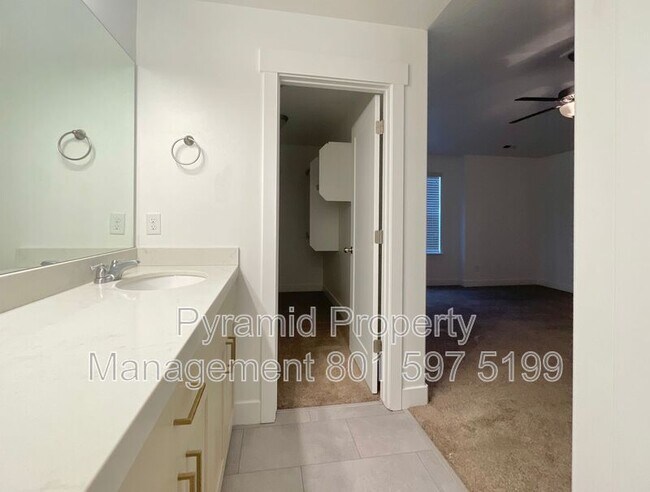 Building Photo - 836 E 340 S