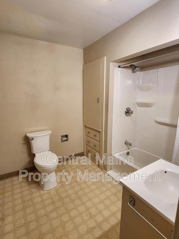 Building Photo - 156 Cottage St