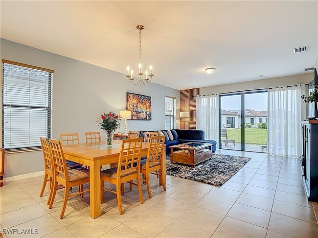 Building Photo - 5529 Soria Ave