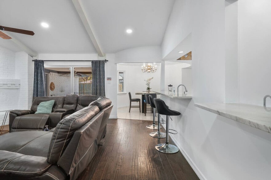 Building Photo - 9652 Arborhill Dr