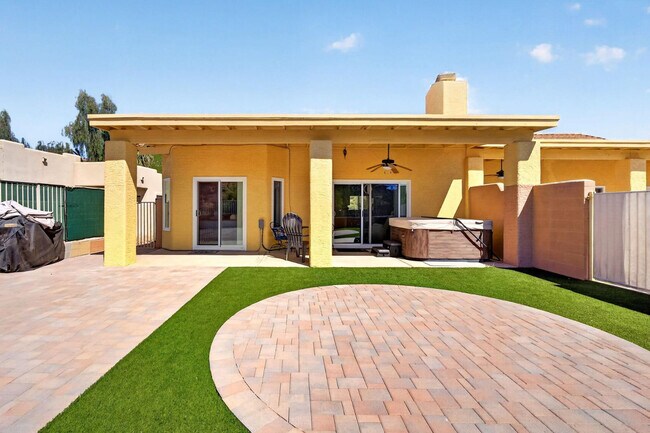 Building Photo - 12213 N Chama Dr