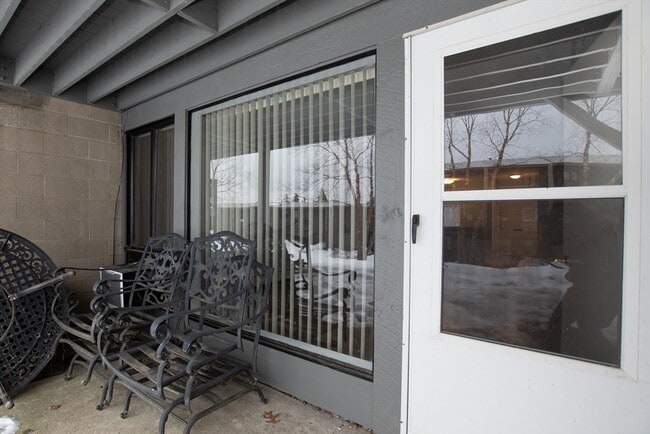 Building Photo - 315 Neponset St