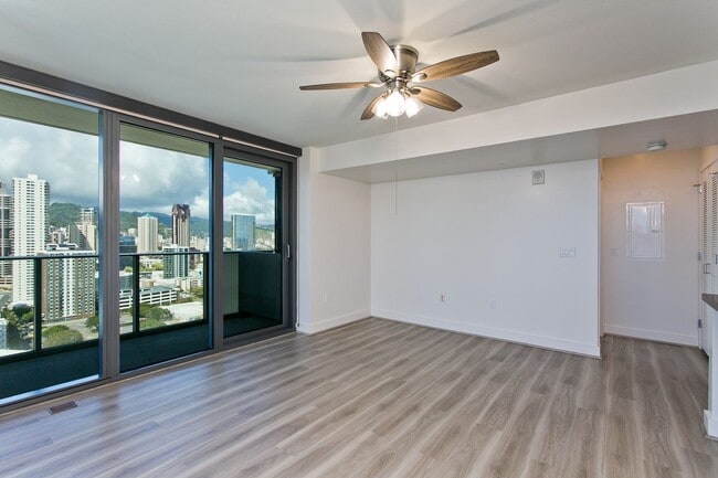 Building Photo - 600 Ala Moana Blvd