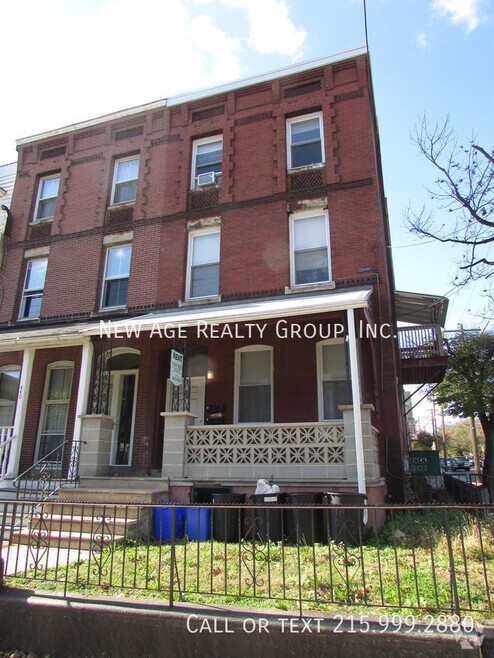 Building Photo - 442 N 32nd St