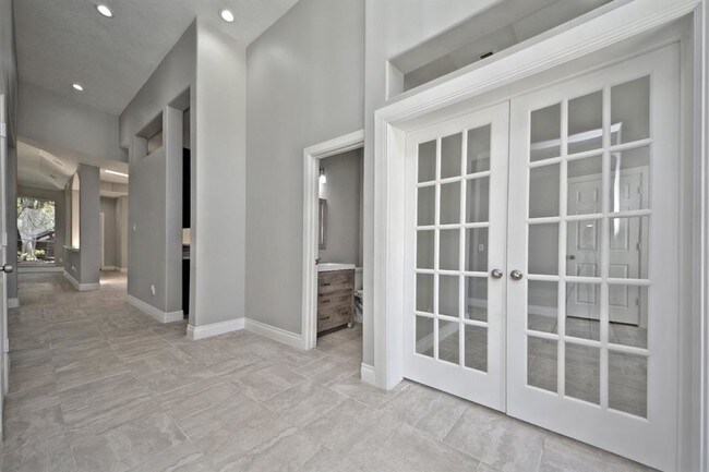 Building Photo - 21015 Eagle Bend