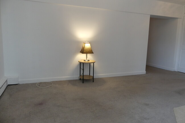 Building Photo - 4970 N Marine Dr