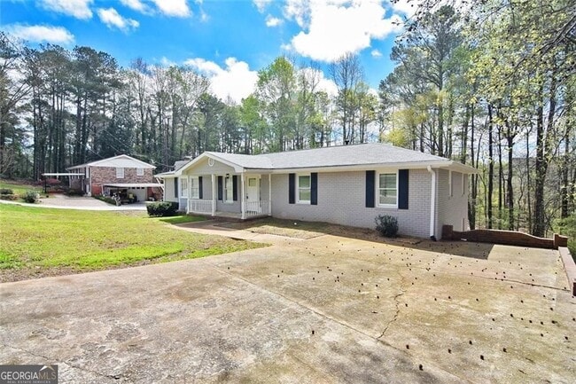 Building Photo - 86 Regency Way SE