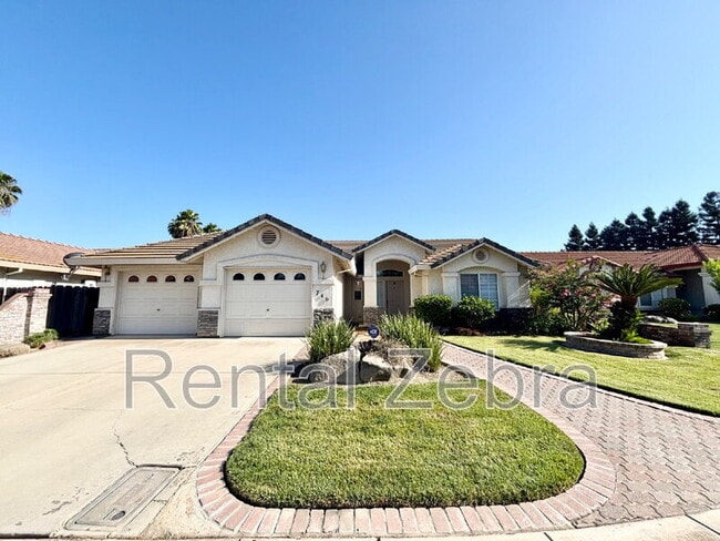 Building Photo - 746 Wren Ct