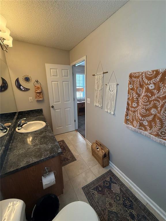 Building Photo - 20 Pointe Way