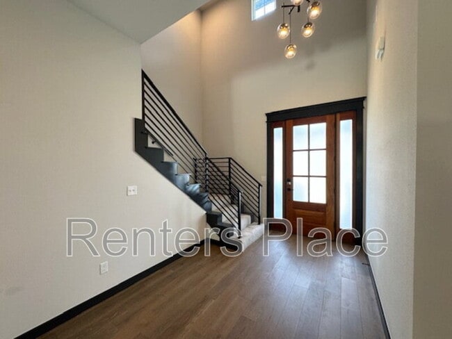 Building Photo - 10315 S Gary Pl