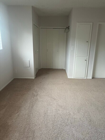 Building Photo - 5422 Quakertown Ave