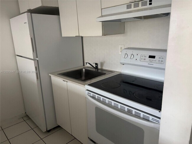 Building Photo - 251 NW 177th St