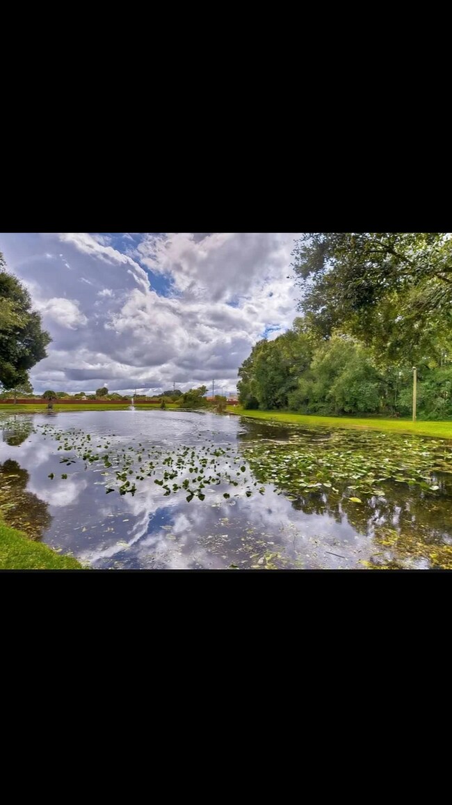 Building Photo - 7618 Colonial Ct