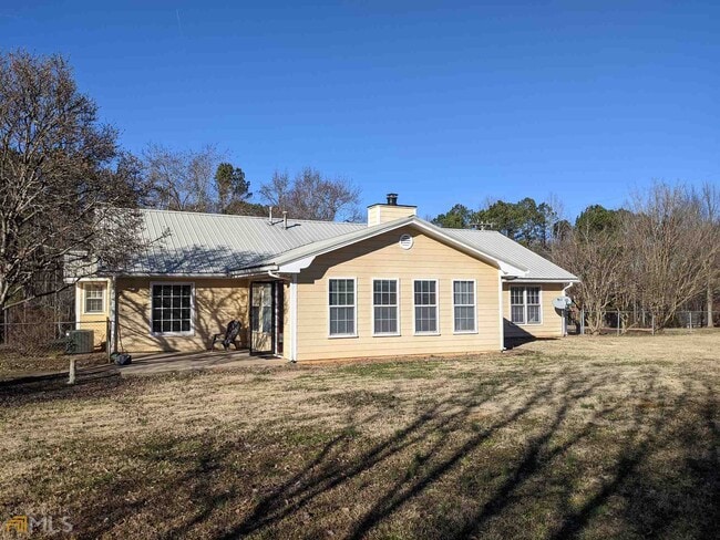 Building Photo - 137 Hilo Rd