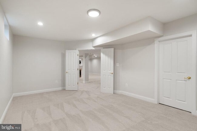 Building Photo - 9185 Topaz St