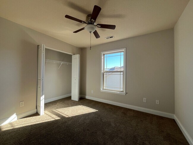 Building Photo - 116 Damascus Dr