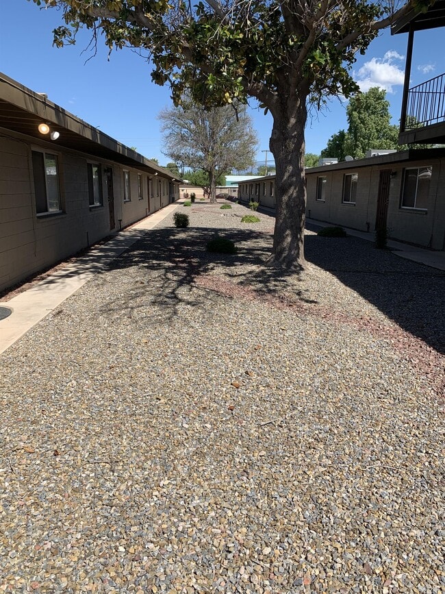 Building Photo - 2821 N Columbus Blvd