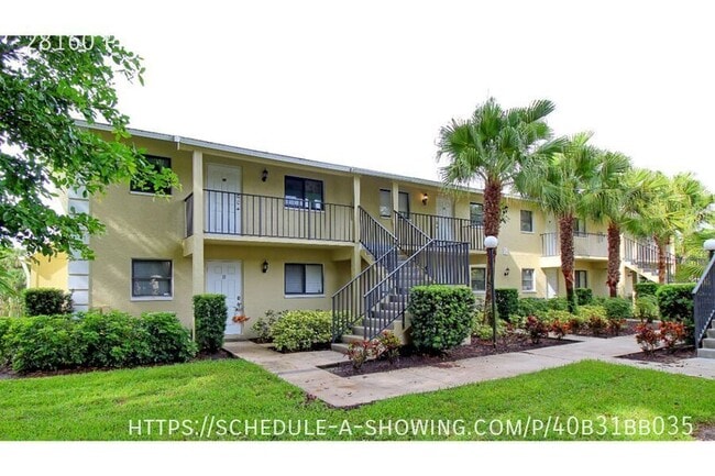 Building Photo - 28160 Pine Haven Way