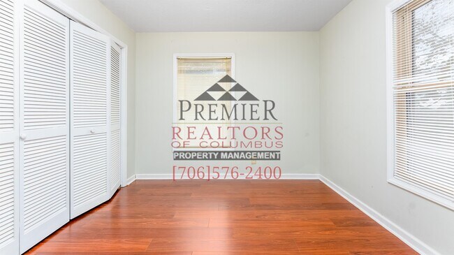 Building Photo - 3812 Wingate Dr