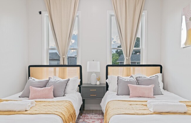 Building Photo - 260 Palisade Ave