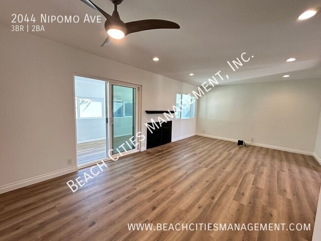 Building Photo - 2044 Nipomo Ave