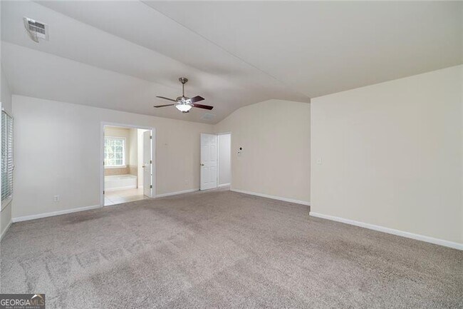 Building Photo - 1120 Bagwell Dr NW