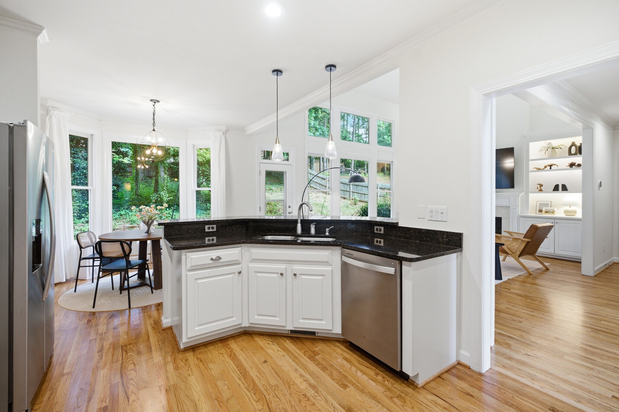 Building Photo - 5008 Highland Oaks Ct SE