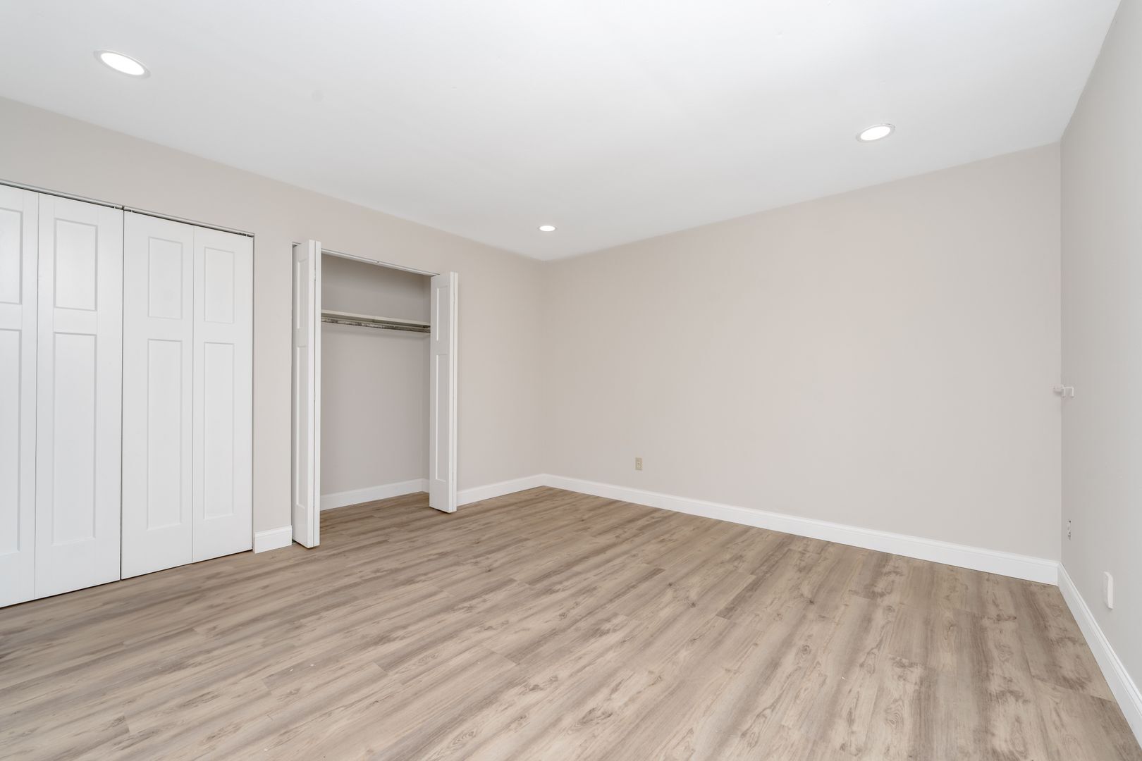 Building Photo - 7725 Timbercreek Ct