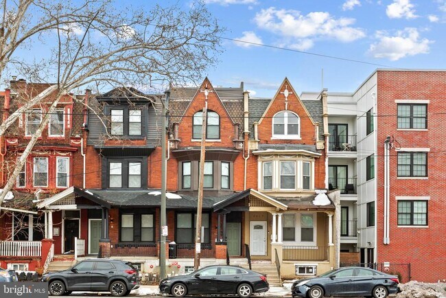 Building Photo - 2317 N 33rd St